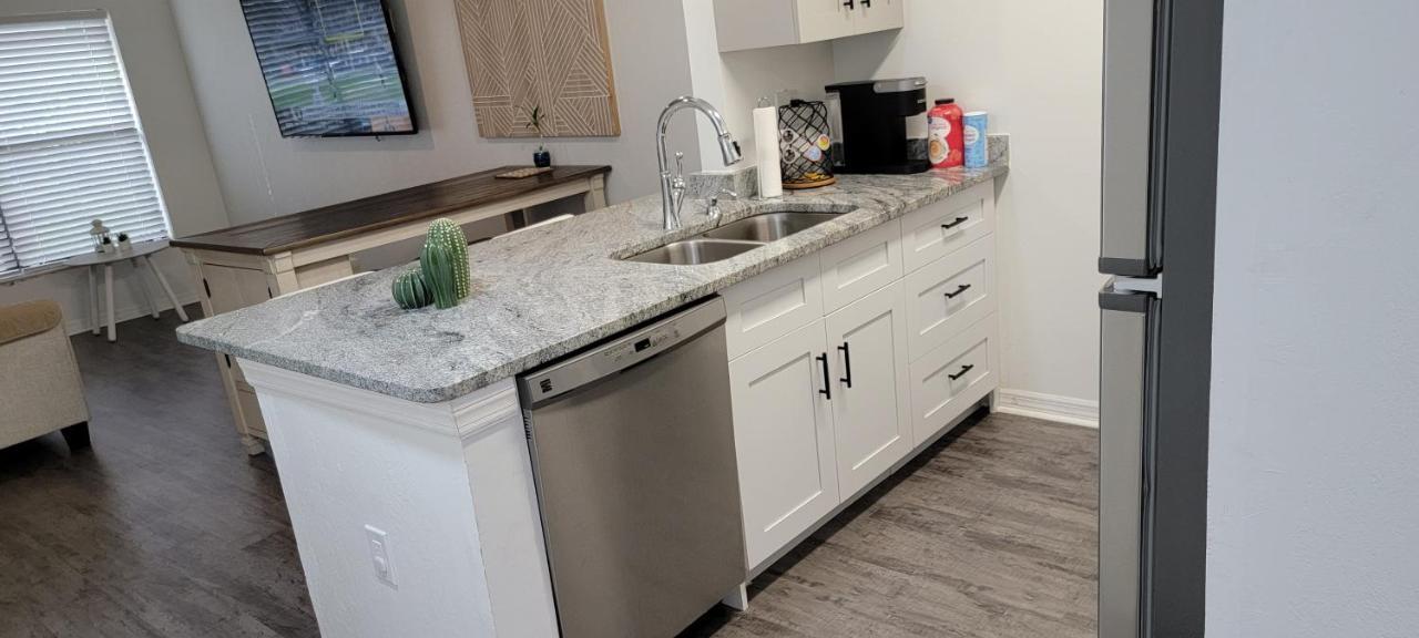 Discover Luxury Condo Steps Away From Celebration Pointe And I-75! Gainesville Dış mekan fotoğraf